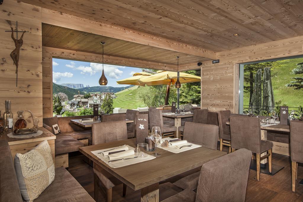 Hotel Val Selva di Val Gardena Luaran gambar